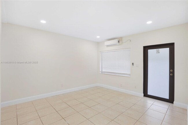 Photo - 502 NW 7th Ct Unit 2