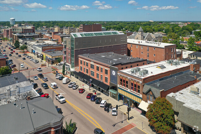 Luxury Apartments in Historic Downtown - The Menser Building Rental