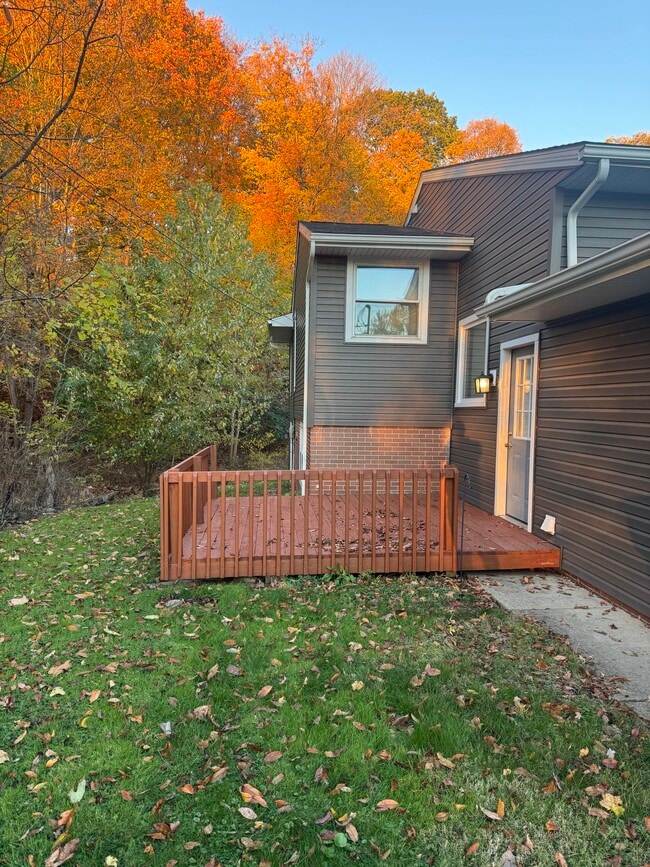 Photo - 4123 Regentview St NE