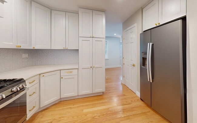 Photo - 8 Knollwood Ct