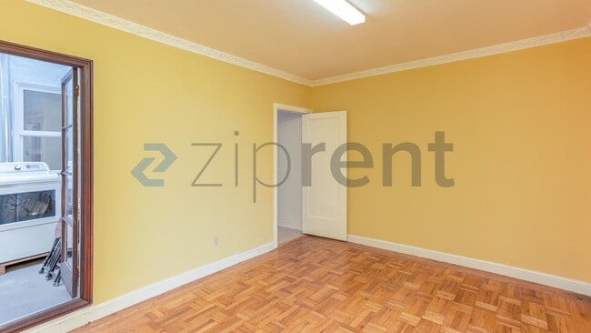 Photo - 1578 43rd Ave