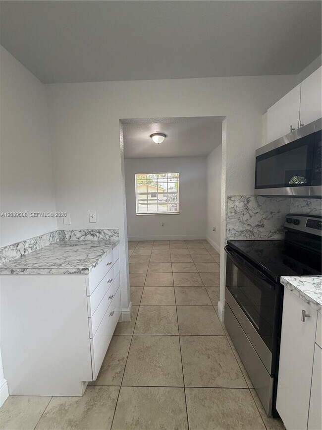 Photo - 16400 NW 41st Ave
