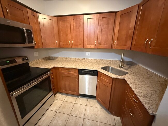 Photo - 744 W Gordon Terrace Unit 307
