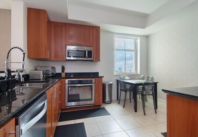 Photo - 3340 NE 190th St Unit 909