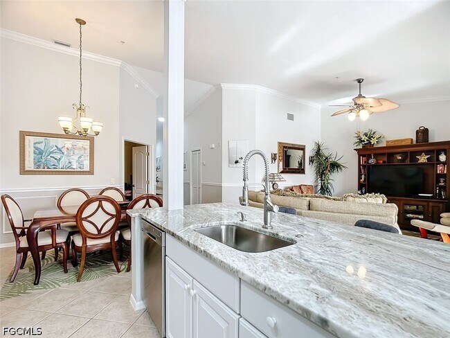 Photo - 10401 McArthur Palms Ln Unit 2523