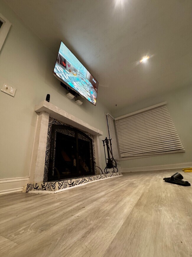 Photo - 272 Cambria Ct