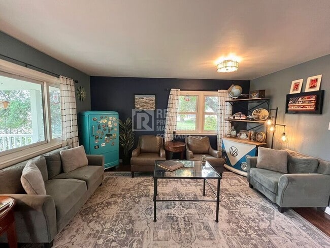 Photo - 2010 N Chestnut St