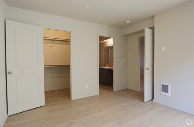 Yamhill Firs Apartments