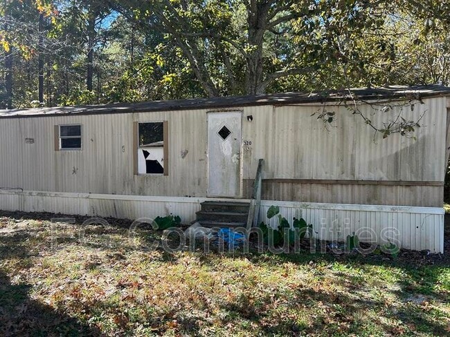 Photo - 320 Coleman Rd