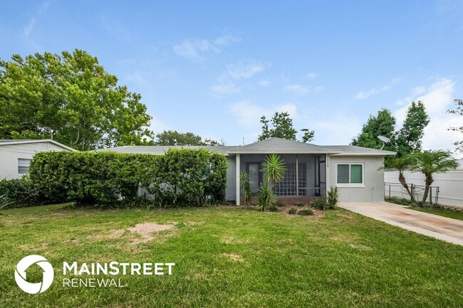 Building Photo - 1008 Armada Ct