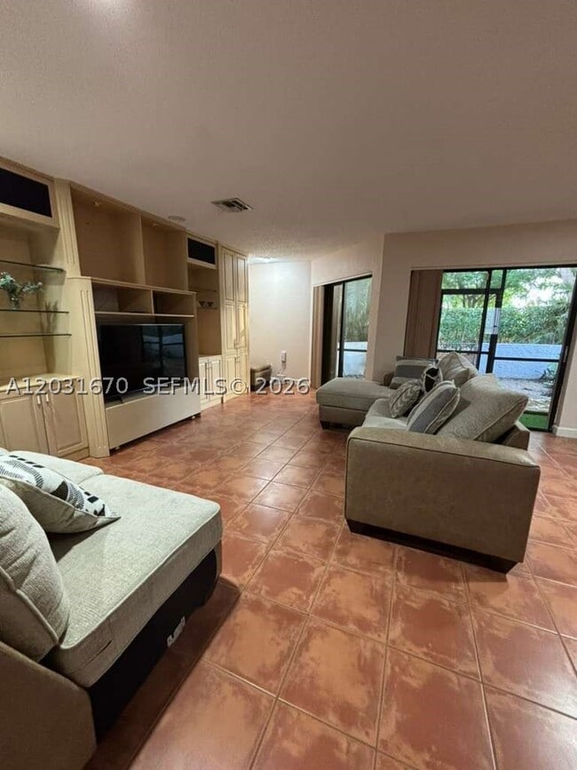 Photo - 1601 Cypress Pointe Dr