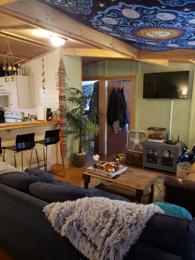 Photo - 3737 Junaluska Rd