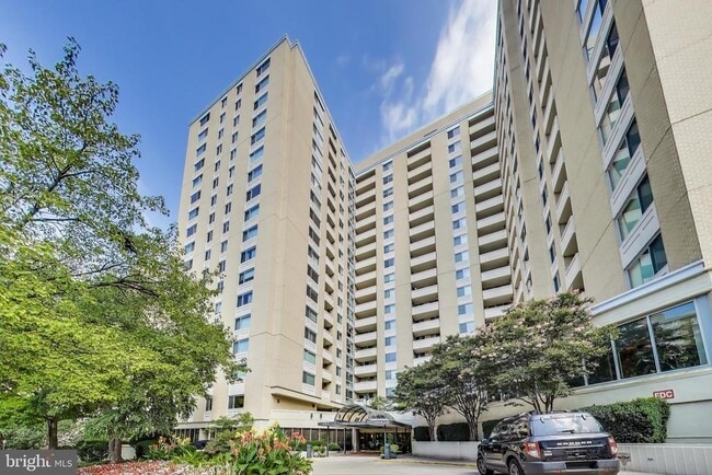 Building Photo - 4601 N Park Ave Unit 902-B Rental