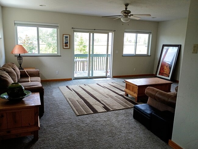 Photo - 73 Cooper Dr