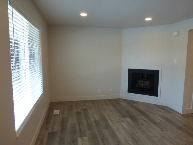 Photo - 2519 S 300 E Unit Apt 14