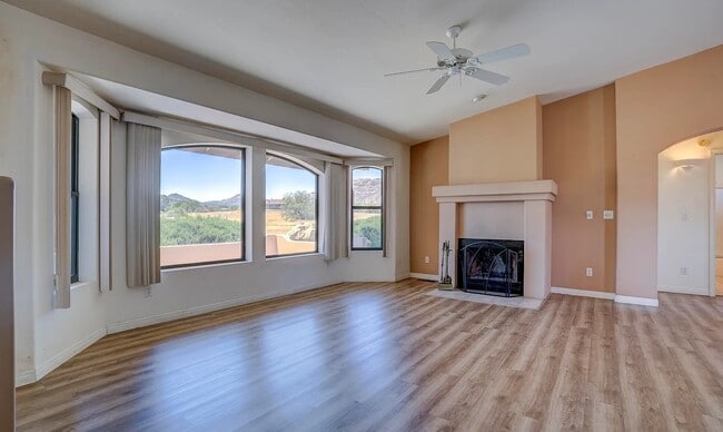 Building Photo - 1230 W Kelly Dr Rental