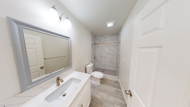 Photo - 5167 Remington Rd