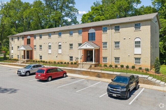 Exterior - Rockdale Gardens Apartments & Townhomes*