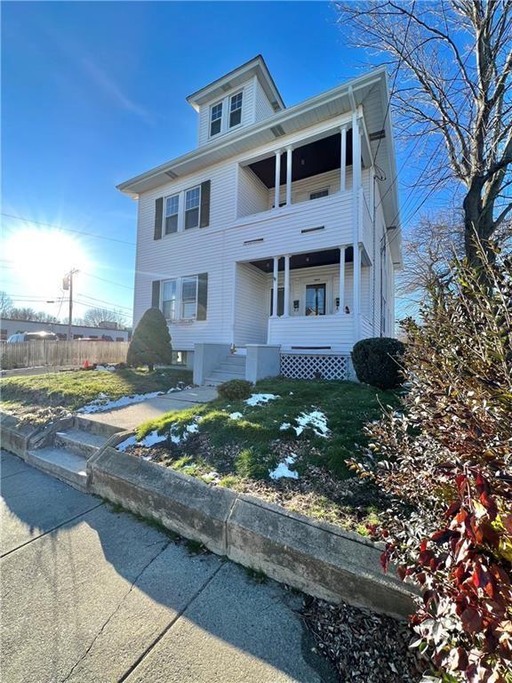 Building Photo - 1577 Cranston St Unit 2