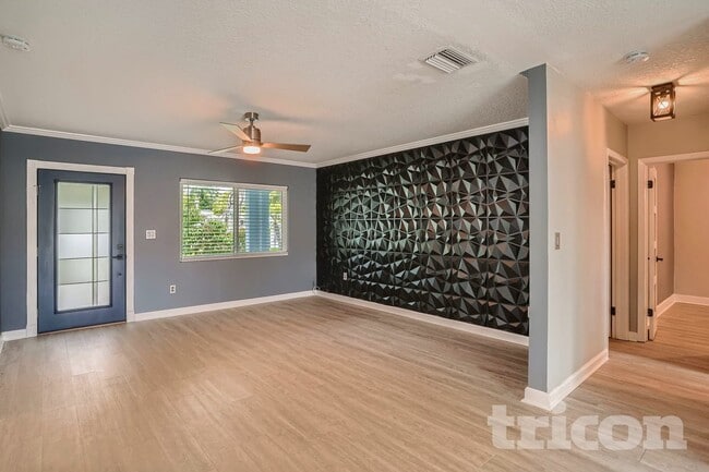 Photo - 2317 13th Ave SW