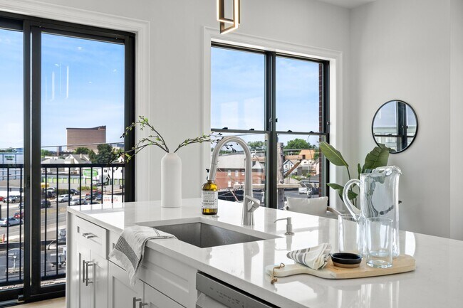 Photo - 523 2nd St Unit 301