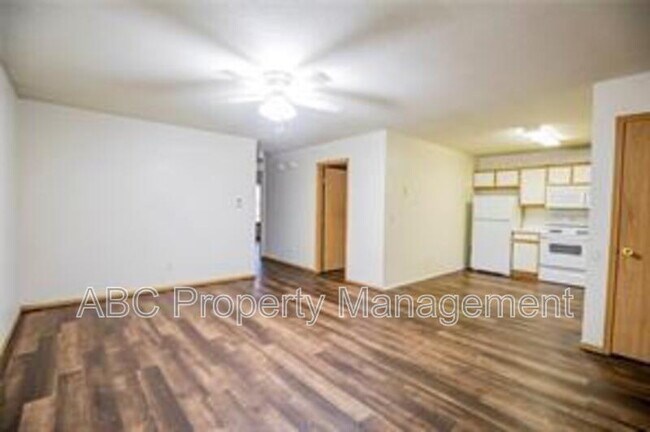 Photo - 46 Locust St