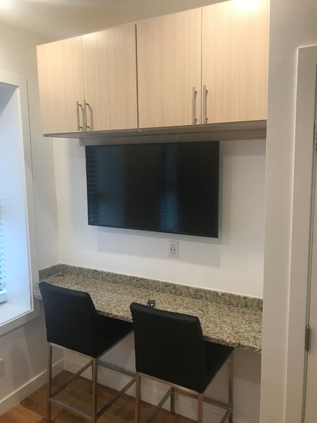 16 5th St Unit 13
