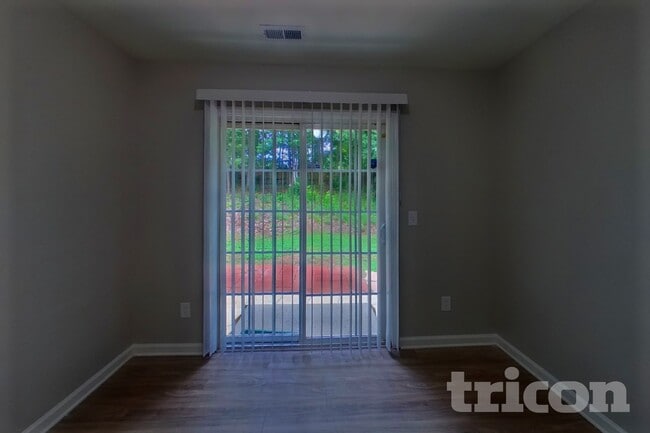 Photo - 7715 Hidden Creek Dr