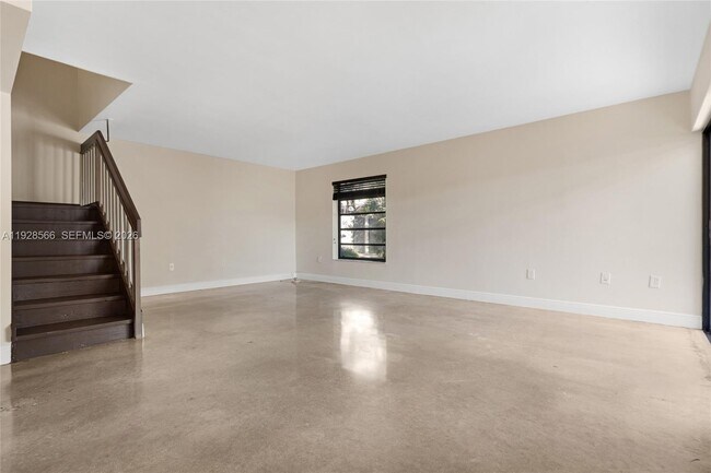 Photo - 4714 SW 67th Ave