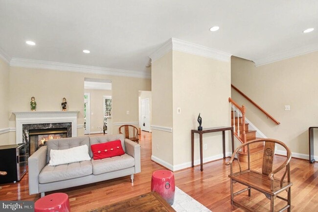 Photo - 1305 Sundial Dr