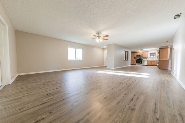 Photo - 673 Augusta Rd