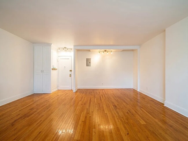 Photo - 51 W 88th St Unit 1B