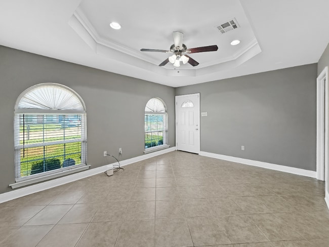 Photo - 7230 Yorktown Dr