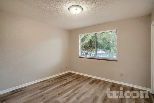 Photo - 14718 Seminole Trail