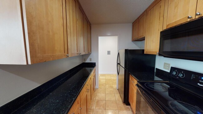 Photo - 1742 Spruce St Unidad leasing
