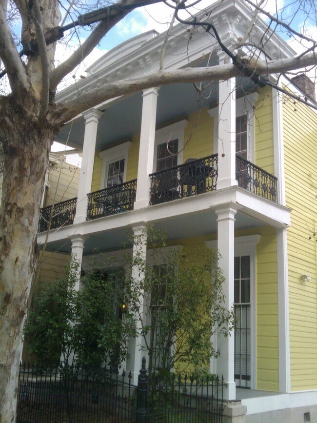 1434 Constance St Unit 4