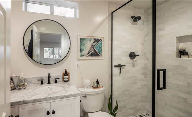 Photo - 2641 Military Ave