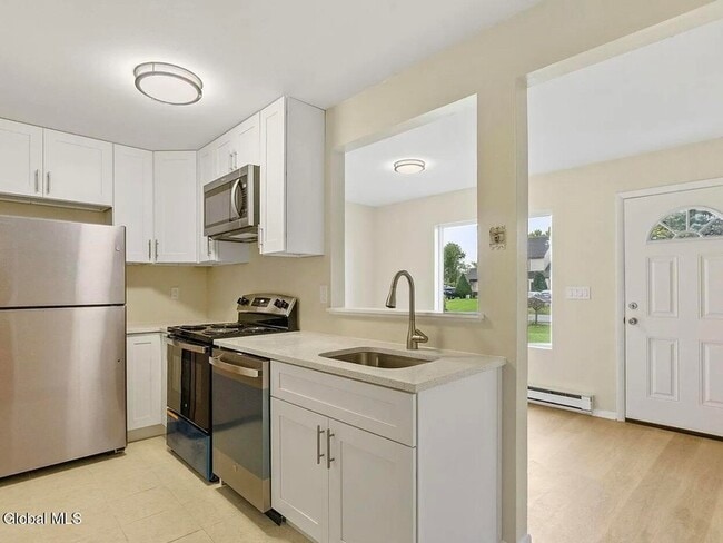 Photo - 19 Harvest Way Unit B