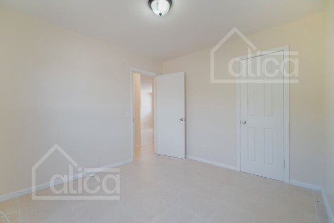 Photo - 803/5 Henrietta Ave Unit #2