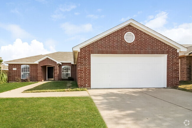 Building Photo - 316 Rock Hill Dr Rental