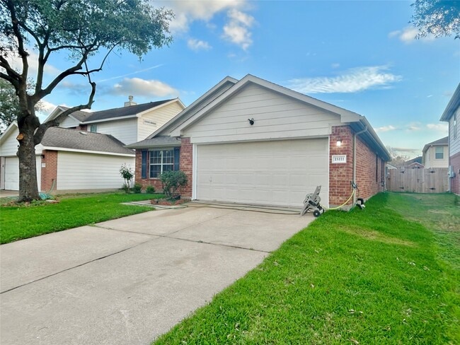 Photo - 15111 Falmouth Ave