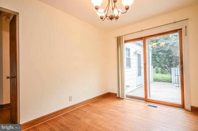 Photo - 2034 Glen Ross Rd