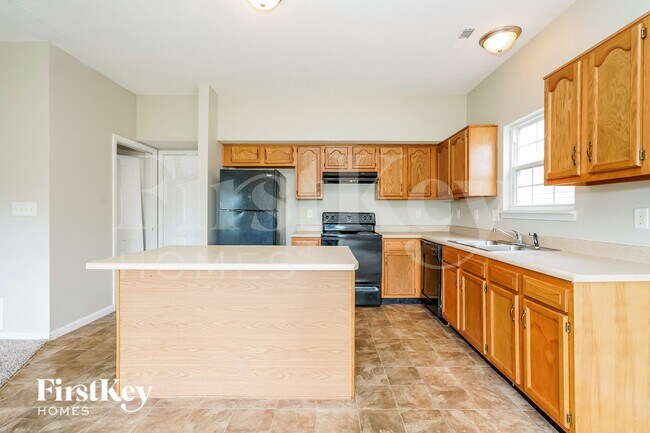 Photo - 8048 Maple Stream Blvd