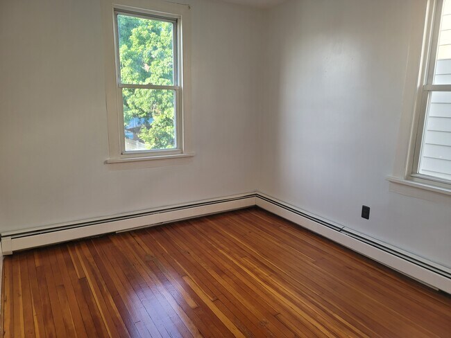 Photo - 1302 7th St Unit 2