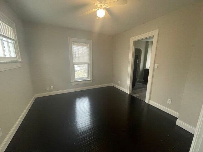 Photo - Pet Friendly 2 Bed 1 Bath Single Family Home