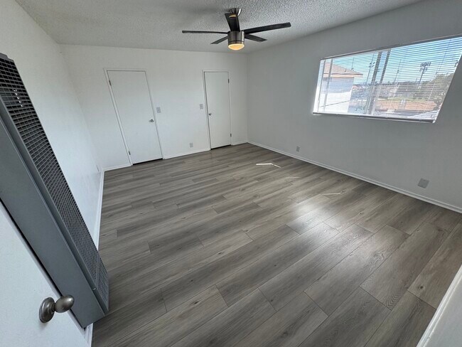 4023 W 141st St Unit 11