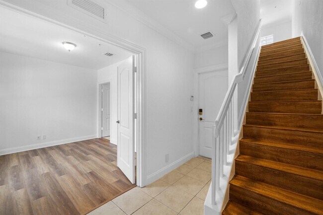 Photo - 601 S Federal Hwy Townhome