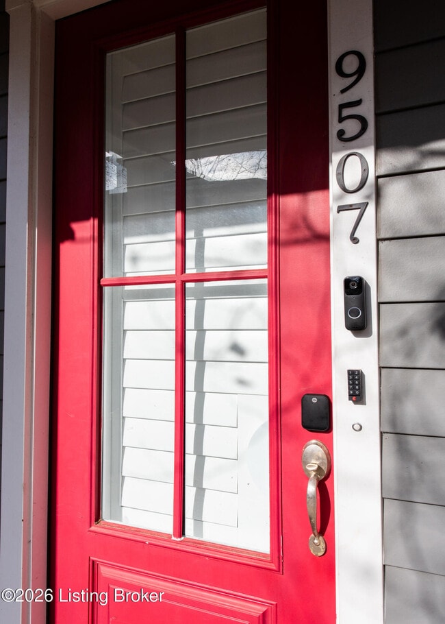 Photo - 9507 Civic Way