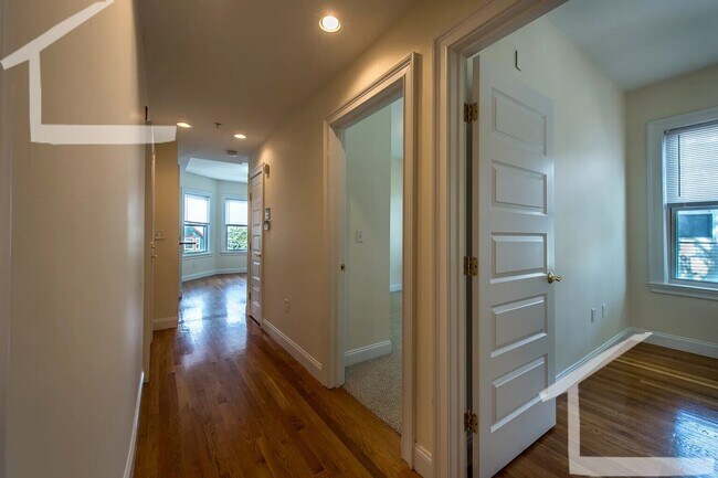 Photo - No Brokers Fee, central Heat/AC, Convenien...