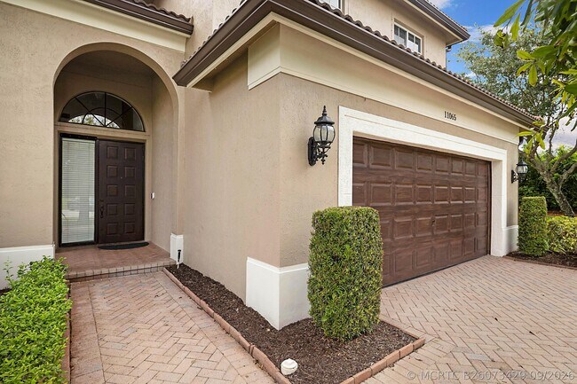 Photo - 11065 Stone Creek St